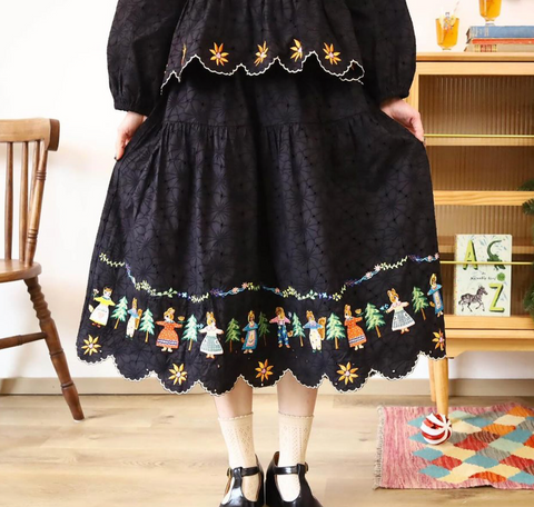 AF- AF231103 Seasons Collection Embroidered Skirt